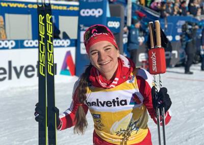 Первая медаль: лыжница Наталья Непряева завоевала "серебро" в скиатлоне на Олимпиаде в Пекине