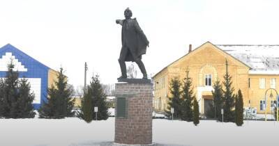 В Полтаве снесли памятник русскому полководцу Александру Суворову (видео)