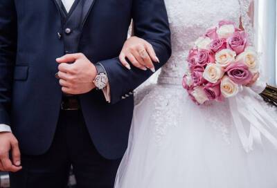 Юрист предупредил о мошенничестве с «красивой датой» для заключения брака