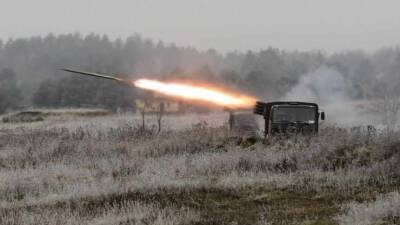 Каратели обстреляли территорию ДНР