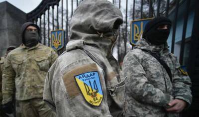 На Украине готовят националистов к наступлению на Донбасс