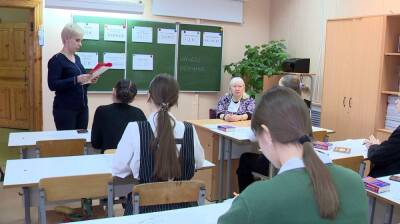 В Воронеже проанализируют опыт Москвы по отмене ковидного карантина в школах и детсадах