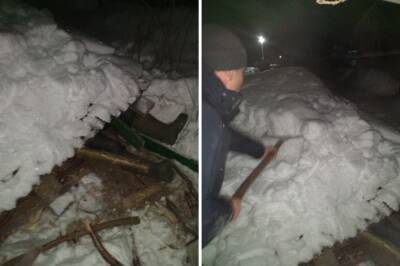 Под Тверью пожилого мужчину завалило обрушившимся из-за снега сараем