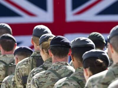 Британия в феврале отправит свои войска в Эстонию из-з угрозы вторжения России в Украину