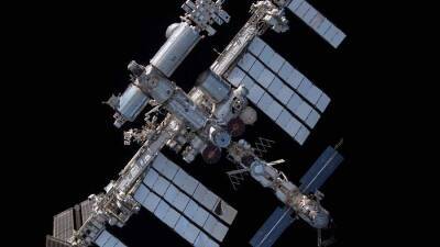 «Роскосмос» рассказал о планах скорректировать орбиту МКС 6 февраля