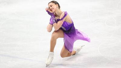 ОИ-2022. Валиева выиграла короткую программу и вывела Россию на первое место в командном турнире: все результаты