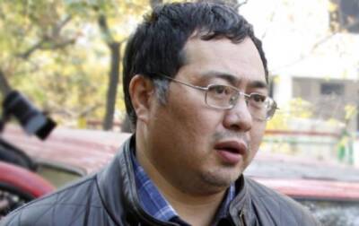 В аэропорту Алматы задержали блогера, прилетевшего из Киева