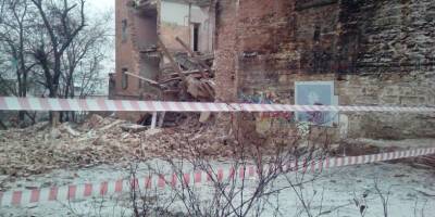 В результате обрушения трёх этажей дома в Ростове никто не пострадал