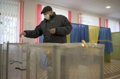 Алексей Арестович назвал лучшим способом «сбросить» Минские соглашения всенародный референдум на Украине