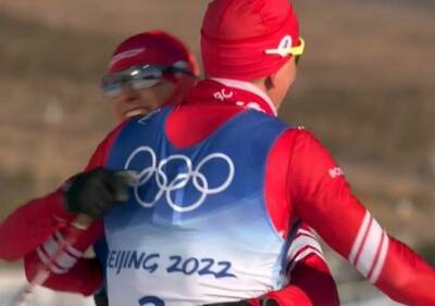 Большунов принес России первое «золото» пекинской Олимпиады