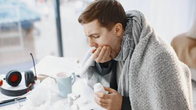 Китайский врач Ван Си предупредил об опасности развития пневмонии из-за гриппа