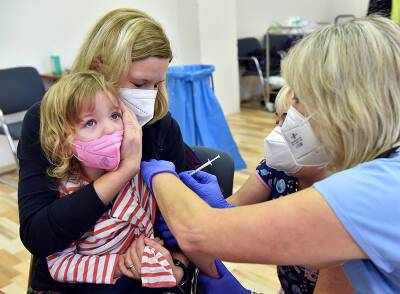 Гинцбург рассказал о вакцине для детей от 6 месяцев до 6 лет