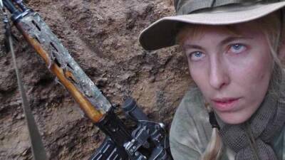 Украинская снайперша «гордится» тем, что убивала людей в Донбассе и обещает «воевать против Путина»