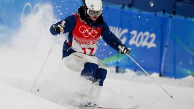 Российская фристайлистка Смирнова выиграла бронзу в могуле на Олимпиаде в Пекине