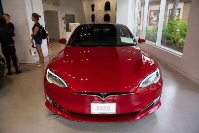 Tesla снова отзывает свои автомобили из-за очередного дефекта - fainaidea.com