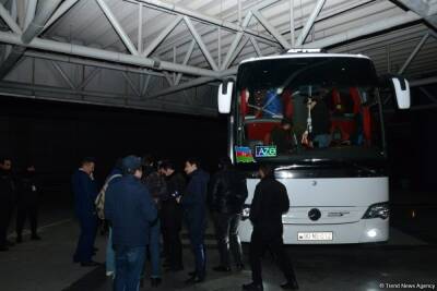 Автобус по маршруту Шуша-Баку задержался из-за погодных условий