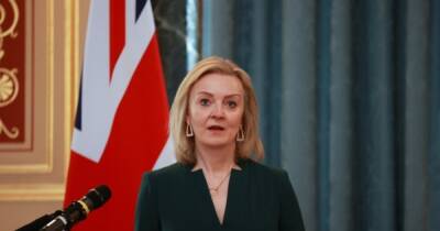Глава МИД Британии перед поездкой в Москву обвинила Россию во лжи