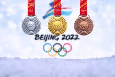 Сборная РФ вышла на первое место в неофициальном командном зачете на Олимпиаде в Пекине и мира
