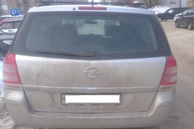 На улице Высоковольтной в Рязани водитель Opel сбил 21-летнюю девушку