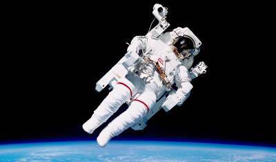 Алексей Леонов - Ему завидовал сам Леонов! Как астронавт Маккэндлесс 6 часов плавал в открытом космосе - newizv.ru - США