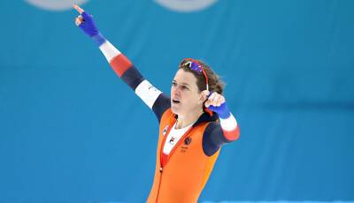Вюст с олимпийским рекордом выиграла золото в конькобежном спорте на дистанции 1500 метров