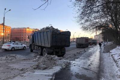 Февральская оттепель «растопила» снежный рекорд Петербурга