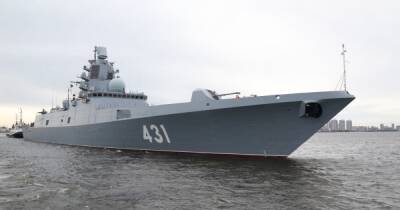 Несколько боевых кораблей РФ вошли в Средиземное море под присмотром НАТО (фото)