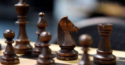 Meduza нашла в Риге шахматного "маньяка". Он рассылал шахматисткам порно и использованные презервативы