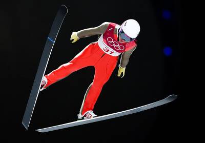 Россия выиграла первую в истории олимпийскую медаль в прыжках с трамплина