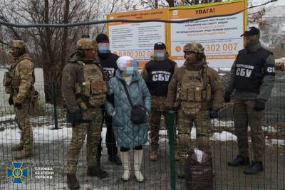 СБУ задержала завербованную оккупантами шпионку, которая собирала данные об украинских войсках на Донбассе