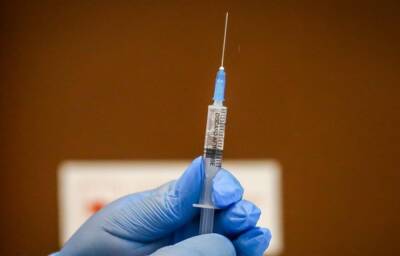 В Тверской области подростков вакцинируют против коронавируса