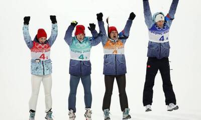 Российские спортсмены впервые завоевали медаль в прыжках с трамплина