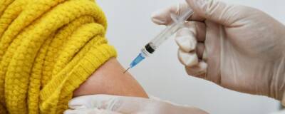 Вирусолог Волчков рассказал россиянам, когда следует вакцинироваться после «омикрона»