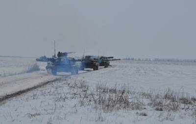 ВСУ провели танковые учения возле Крыма