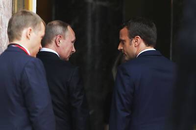 "Накопилось много вопросов": в Кремле начались переговоры Путина и Макрона