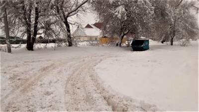 Помешал снег. Мусоровозы не смогли забрать отходы по целому ряду адресов в Заволжье и районах области