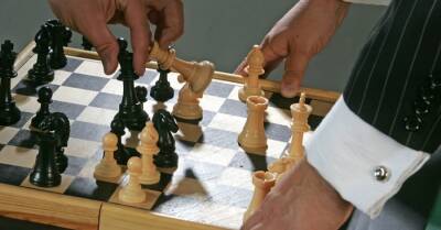 С 1 марта — существенное ослабление "ковид"-ограничений, Рига прославилась "шахматным маньяком". 7 февраля: главное