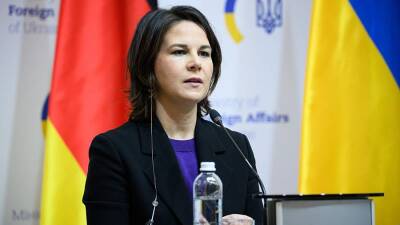 Бербок объяснила отмену встречи с Зеленским в Киеве