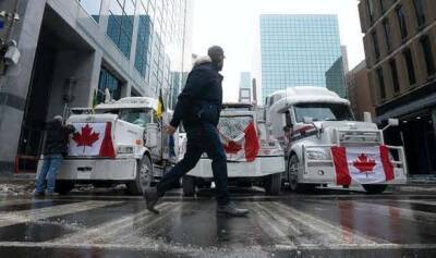 Окупация Оттавы: канадская полиция конфисковала топливо в попытке разогнать протесты дальнобойщиков