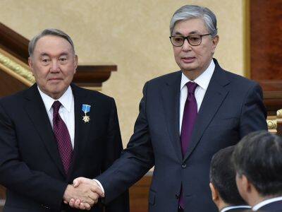 Токаев подписал закон, лишающий Назарбаева последних пожизненных полномочий
