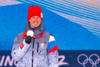 Первый вологжанин-медалист Олимпиады-2022 посвятил свою победу семье