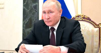 Путин заявил о сосредоточении Украиной до 125 тыс. военных на Донбассе