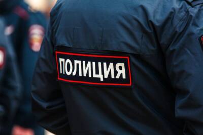 Сахалинского полицейского осудили за пощечину
