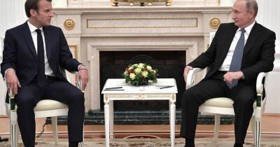 Шанс для Порошенко и риск войны с НАТО: о чем говорили Путин и Макрон