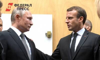 В Кремле завершились переговоры Путина и Макрона