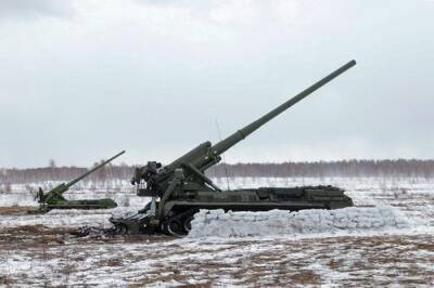 Сайт Avia.pro: Россия перебросила к границе с Украиной самоходные пушки 2С7 «Пион», способные стрелять ядерными снарядами