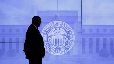 Эксперт: Ястребиные комментарии из Европы добавляют масла ФРС США