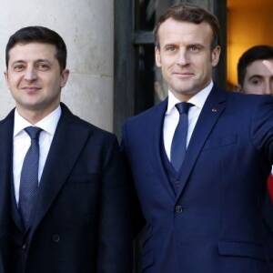 Впервые за 24 года. Президент Франции едет в Украину