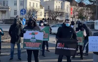 Беженцы из Чечни провели в Мюнхене и Стокгольме митинги против «режима Кадырова»
