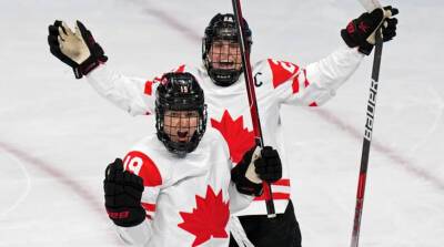 Команда Канады победила американок на женском хоккейном турнире ОИ в Пекине